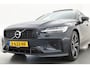 Volvo V60 2.0 T8 390 PK AWD R-Design | Pano-dak | Sportstoelen | HUD | Trekhaak | ACC | Blis | H&K Audio |