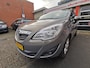 Opel Meriva 1.4 Turbo Edition Goed onderhouden met trekhaak