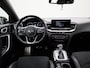Kia ProCeed 1.5 T-GDI GT-PlusLine | Automaat | Navigatie | Panoramadak | Apple Carplay / Android Auto | Climate Control | Camera | JBL | Stoel- Stuurverwarming | Adaptive Cruise Control | LMV |