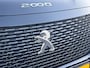 Peugeot 2008 1.2 Allure Pack 100PK 6-bak | Verwarmde Stoelen | Apple Carplay/Android Auto | Airco | Cruise Control | Sensoren Achter | LED | 17" LM