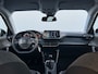 Peugeot 2008 1.2 Allure Pack 100PK 6-bak | Verwarmde Stoelen | Apple Carplay/Android Auto | Airco | Cruise Control | Sensoren Achter | LED | 17" LM