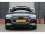 Audi E-tron e-tron 55 quattro advanced 95 kWh - S - line Panoramadak - Head-up display - 21 inch - Bang en Olufsen Dealer onderhouden - Nederlandse auto - Luchtvering - Black pack - Vol leder vol uitgevoerde auto