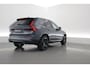 Volvo XC60 2.0 T6 Plug-in hybrid AWD Ultra Black Edition | Facelift | Pano-dak | HUD | H&K Audio | Sportstoelen | ACC | 4x stoel + stuurverw. |