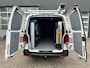 Volkswagen Transporter 2.0 TDI L2H1 Sortimo Kastinrichting Airco Cruise controle Trekhaak 2200kg trekgewicht Imperiaal Schuifdeur Parkeerhulp achter Telefoonverbinding Euro 6 1e eigenaar Sortimo