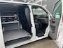 Volkswagen Transporter 2.0 TDI L2H1 Sortimo Kastinrichting Airco Cruise controle Trekhaak 2200kg trekgewicht Imperiaal Schuifdeur Parkeerhulp achter Telefoonverbinding Euro 6 1e eigenaar Sortimo