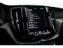 Volvo XC60 2.0 T6 Plug-in hybrid AWD Plus Black Edition | Luchtvering | Head-up | 360 camera | ACC | Pano-dak | H&K audio |