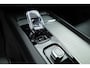 Volvo XC60 2.0 T6 Plug-in hybrid AWD Plus Black Edition | Luchtvering | Head-up | 360 camera | ACC | Pano-dak | H&K audio |
