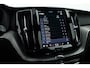 Volvo XC60 2.0 T6 Plug-in hybrid AWD Plus Black Edition | Luchtvering | Head-up | 360 camera | ACC | Pano-dak | H&K audio |