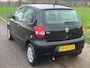 Volkswagen Fox 1.2 Trendline 3-Drs Stuurbekrachtiging Audio-CD/Mp3 LMV 14" Colorpakket ABS Getint glas 2 x Airbag Nieuwe Apk!