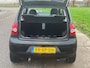 Volkswagen Fox 1.2 Trendline 3-Drs Stuurbekrachtiging Audio-CD/Mp3 LMV 14" Colorpakket ABS Getint glas 2 x Airbag Nieuwe Apk!