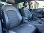 Volkswagen Golf 1.4TSI 140PK Highline DSG Xenon Navi Cruise Bluetooth PDC