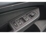 Volkswagen Golf 1.5 eTSI Style Automaat | LED | Navigatie | Sfeerverlichting