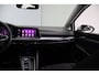 Volkswagen Golf 1.5 eTSI Style Automaat | LED | Navigatie | Sfeerverlichting