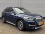 BMW X1 (f48) xDrive25e 220pk | Navigatie | Schuif/Kanteldak | Head Up Display | Camera | Climate Control | Leder interieur | Bluetooth