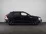 Volkswagen T-Roc 1.5 TSI R-Line 150 PK DSG |Private lease vanaf € 699,- pm | Blackstyle | Trekhaak afneembaar | ErgoActive Stoel Pakket | Navigatie |