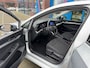 Volkswagen Golf 1.0 eTSi Navi Carplay Virtueel Cockpit Led Airco(ECC)