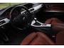 BMW 3-Serie Touring 325i Business Line Sport Aut. | M-Pakket | Slechts 170.000KM | Sportstoelen | Xenon | Navigatie | Historie |