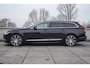 Volvo V90 B5 Ultimate Bright Semi Elek Trekhaak | Parkeerverwarming | Adaptieve Cruise Control | Verwarmbare Voorstoelen + Stuurwiel | Keyless Entry