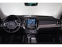 Volvo XC90 T8 Recharge AWD Ultra Dark - Luchtvering - Panorama/schuifdak - IntelliSafe Assist & Surround - 360º Camera - Bowers & Wilkins audio - Verwarmde voorstoelen, stuur & achterbank - Parkeersensoren voor & achter - Elektr. bedienb. voorstoelen met geheugen - Geventileerde voorstoelen - Head up display - Draadloze tel. lader - Extra getint glas - Elektr. inklapbare trekhaak - 21' LMV