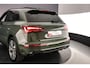 Audi Q5 55 TFSI e 367pk Comp | Pano | Tour Pack | Trekhaak | 21 inch | S Line | Elek Stoel | Stuurverwarming | Voorruitverwarming | Optiek Zwart |