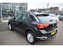 Volkswagen T-Roc 1.0 TSI 110PK Style Business | TREKHAAK | STOELVERW. | NAVIGATIE | ADAPT. CRUISE | APP. CONNECT | BLUETOOTH | LED | AIRCO | DAB+