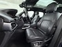 Jaguar F-Pace 2.0D AWD Autom. Portfolio Leder Panoramadak Digitaal Dashboard Camera Meridian®-Audio Navi 4-Zone Ecc Android Auto Apple Carplay Pdc Stoel+Achterbankverwarming Elek.Stoelen+Memory Lmv 19" Bi-xenon Blind Spot Keyless Elek.Achterklep Origineel Nederlandse Auto Nieuwprijs €87.786,- Zeer compleet!
