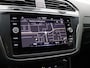 Volkswagen Tiguan 1.4 TSI eHybrid R-Line Business+ | Elektrische trekhaak | PHEV | Climate control achter | Apple Carplay |