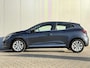 Renault Clio 1.0 TCe Intens / Airco / Navigatie / Kunstlederen bekleding / Cruise Controle /