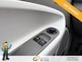 Renault Zoe Q210 Life Quickcharge 22 kWh GARANTIE/INCL.ACCU/CLIMA/NAVI/PARKEERSENS./LICHTMETAAL rijklaarprijs!