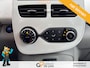 Renault Zoe Q210 Life Quickcharge 22 kWh GARANTIE/INCL.ACCU/CLIMA/NAVI/PARKEERSENS./LICHTMETAAL rijklaarprijs!