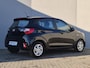 Hyundai i10 1.0 Premium Handgeschakeld / Fabrieksgarantie tot 09-2029 / Stuur en Stoel verwarming / Achteruitrijcamera / Navigatie via Apple Carplay/Android Auto / Cruise control / Airco /