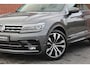 Volkswagen Tiguan 1.5 TSI ACT Highline Business R | Pano | Trekhaak | Automaat |