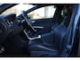 Volvo V60 2.0 T4 190 PK R-Design, Trekhaak, Xenon, Keyless, Memory, Carplay, Camera