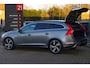 Volvo V60 2.0 T4 190 PK R-Design, Trekhaak, Xenon, Keyless, Memory, Carplay, Camera