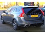 Volvo V60 2.0 T4 190 PK R-Design, Trekhaak, Xenon, Keyless, Memory, Carplay, Camera