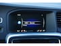 Volvo V60 2.0 T4 190 PK R-Design, Trekhaak, Xenon, Keyless, Memory, Carplay, Camera