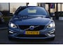 Volvo V60 2.0 T4 190 PK R-Design, Trekhaak, Xenon, Keyless, Memory, Carplay, Camera