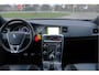 Volvo V60 2.0 T4 190 PK R-Design, Trekhaak, Xenon, Keyless, Memory, Carplay, Camera