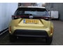 Toyota Yaris Cross 1.5 Hybrid Automaat All season banden l Adaptief cruise control l Navi l Apple/Android carplay l Armsteun l Elektrisch inklapbare buitenspiegels l Climate control l Achteruitrijcamera l VDL auto