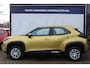 Toyota Yaris Cross 1.5 Hybrid Automaat All season banden l Adaptief cruise control l Navi l Apple/Android carplay l Armsteun l Elektrisch inklapbare buitenspiegels l Climate control l Achteruitrijcamera l VDL auto
