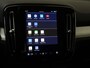 Volvo XC40 2.0 B4 Plus Dark | Trekhaak | H&K Audio | Stoelgeheugen |