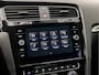 Volkswagen Golf 1.5 TSI R-Line Sport 150Pk Automaat (APPLE CARPLAY, GROOT NAVI, CLIMATE, STOELVERWARMING, ALCANTARA, DYNAMISCHE KNIPPERLICHTEN, ADAPTIVE CRUISE, PARKEERSENSOREN, LED KOPLAMPEN, GETINT GLAS, NIEUWSTAAT)
