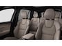 Volvo XC90 2.0 T8 Plug-in hybrid AWD Ultra Bright Executive Edition | Executive Edition | 22" 7-dubbelspaaks Glossy Black Diamond Cut | Actieve luchtvering met FOUR-C | Bowers & Wilkins audiosysteem | Massagefunctie voorstoelen | Extra getint glas achter | Volvo Guard Alarm