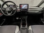 Volkswagen ID.3 First Plus 58 kWh 204Pk Automaat (APPLE CARPLAY, GROOT NAVI, CAMERA, STUUR/STOELVERWARMING, KEYLESS, GETINT GLAS, ADAPTIVE CRUISE, ZWART HEMEL, NIEUWSTAAT)