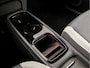 Volkswagen ID.3 First Plus 58 kWh 204Pk Automaat (APPLE CARPLAY, GROOT NAVI, CAMERA, STUUR/STOELVERWARMING, KEYLESS, GETINT GLAS, ADAPTIVE CRUISE, ZWART HEMEL, NIEUWSTAAT)