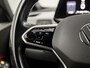 Volkswagen ID.3 First Plus 58 kWh 204Pk Automaat (APPLE CARPLAY, GROOT NAVI, CAMERA, STUUR/STOELVERWARMING, KEYLESS, GETINT GLAS, ADAPTIVE CRUISE, ZWART HEMEL, NIEUWSTAAT)