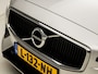 Volvo V60 2.0 B3 Sport 177Pk Automaat (APPLE CARPLAY, GROOT NAVI, GETINT GLAS, TREKHAAK, GETINT GLAS, CAMERA, SPORTSTOELEN, ADAPTIVE CRUISE, LED KOPLAMPEN, NIEUWSTAAT)