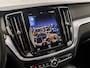 Volvo V60 2.0 B3 Sport 177Pk Automaat (APPLE CARPLAY, GROOT NAVI, GETINT GLAS, TREKHAAK, GETINT GLAS, CAMERA, SPORTSTOELEN, ADAPTIVE CRUISE, LED KOPLAMPEN, NIEUWSTAAT)