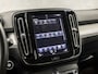 Volvo XC40 1.5 T5 Twin Engine Inscription 262Pk Automaat (APPLE CARPLAY, GROOT NAVI, LEDER, STOELVERWARMING, SPORTSTOELEN, ADAPTIVE CRUISE, ELEK ACHTERKLEP, NIEUWSTAAT)