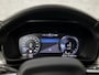 Volvo XC40 1.5 T5 Twin Engine Inscription 262Pk Automaat (APPLE CARPLAY, GROOT NAVI, LEDER, STOELVERWARMING, SPORTSTOELEN, ADAPTIVE CRUISE, ELEK ACHTERKLEP, NIEUWSTAAT)